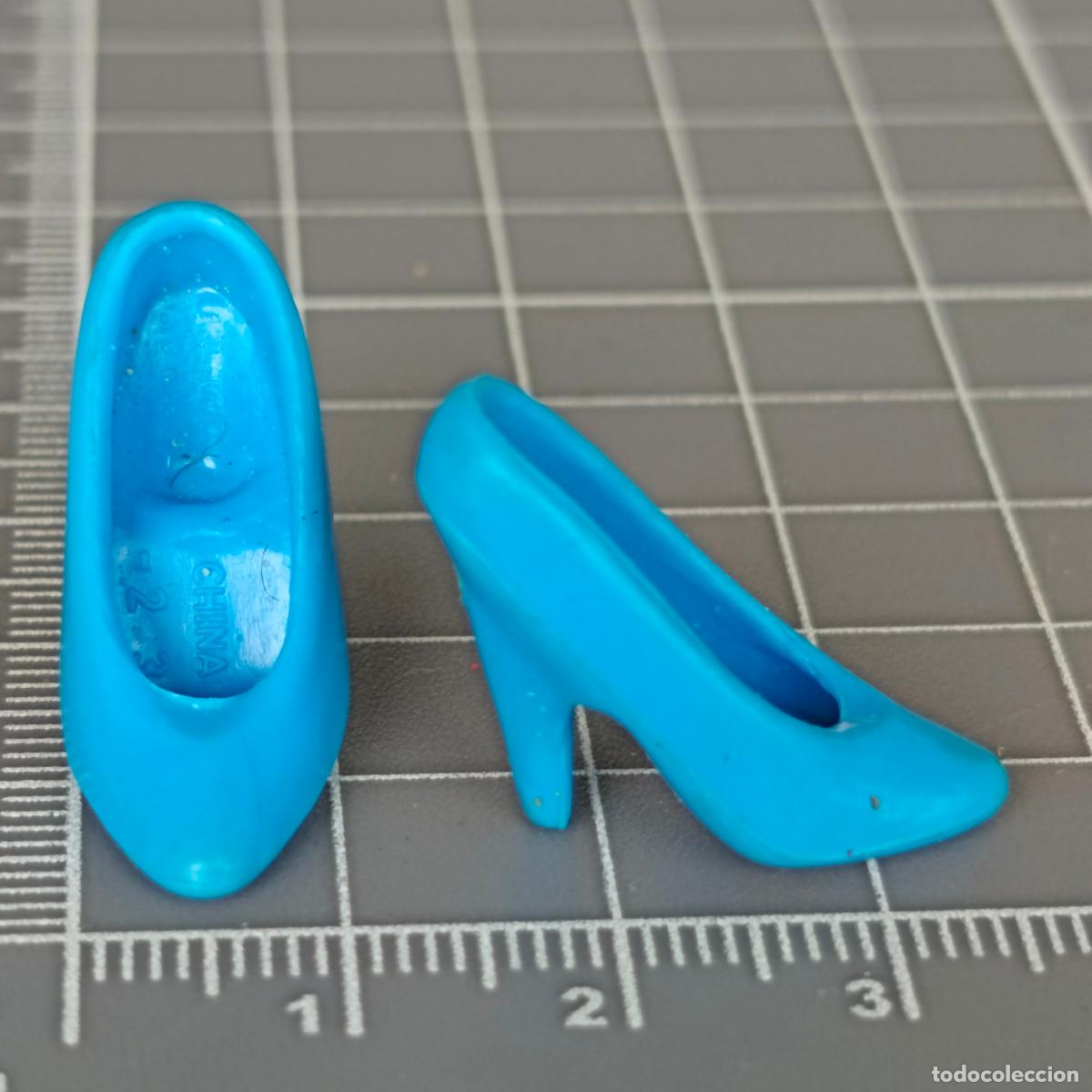 Barbie y Ken: TACONES AZUL AZULES DE BARBIE,A&Ntilde;OS 80