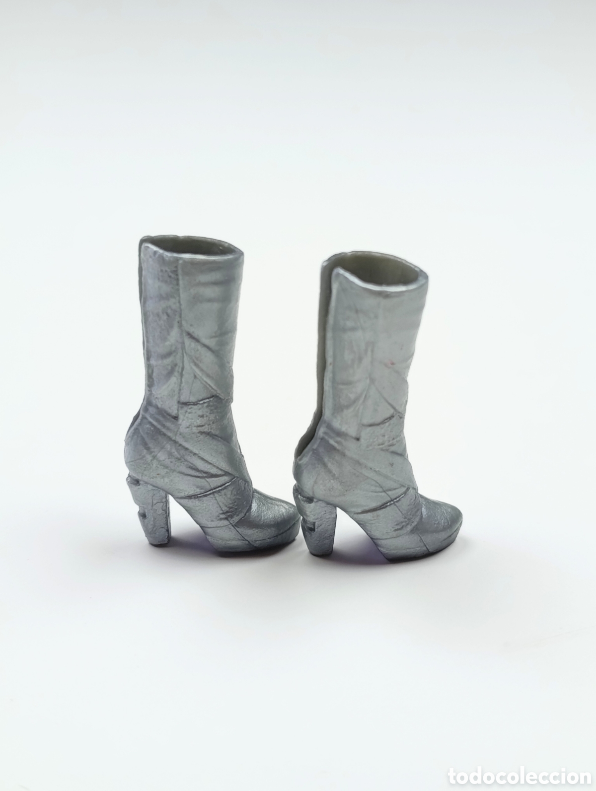 Barbie y Ken: Botas barbie plateadas - Foto 2