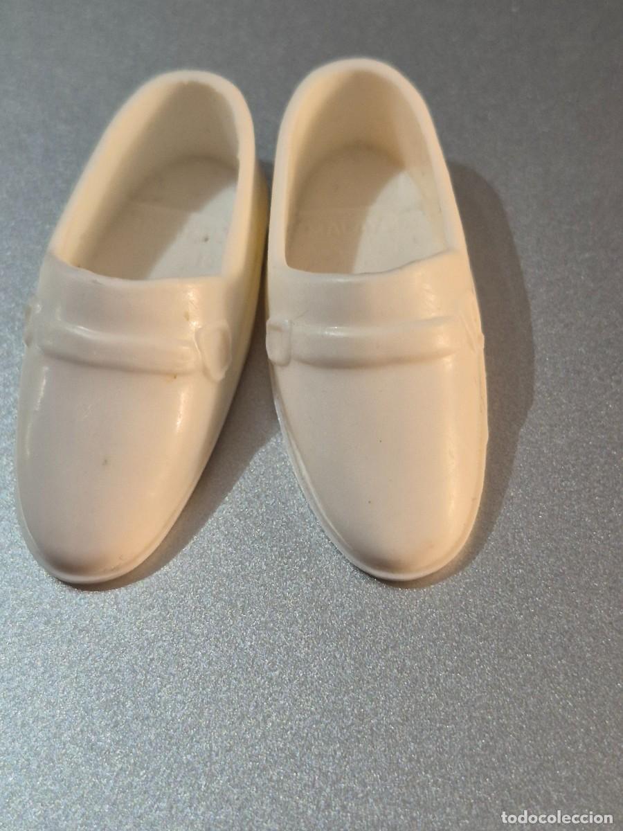 Barbie y Ken: Zapatos vintage ken blancos
