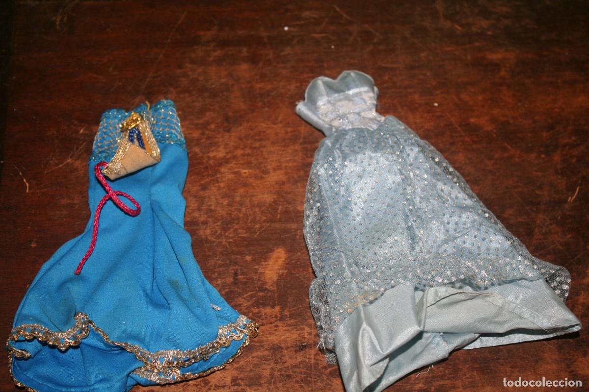 Barbie y Ken: GRAN LOTE ROPA MU&Ntilde;ECA BARBIE Y KEN