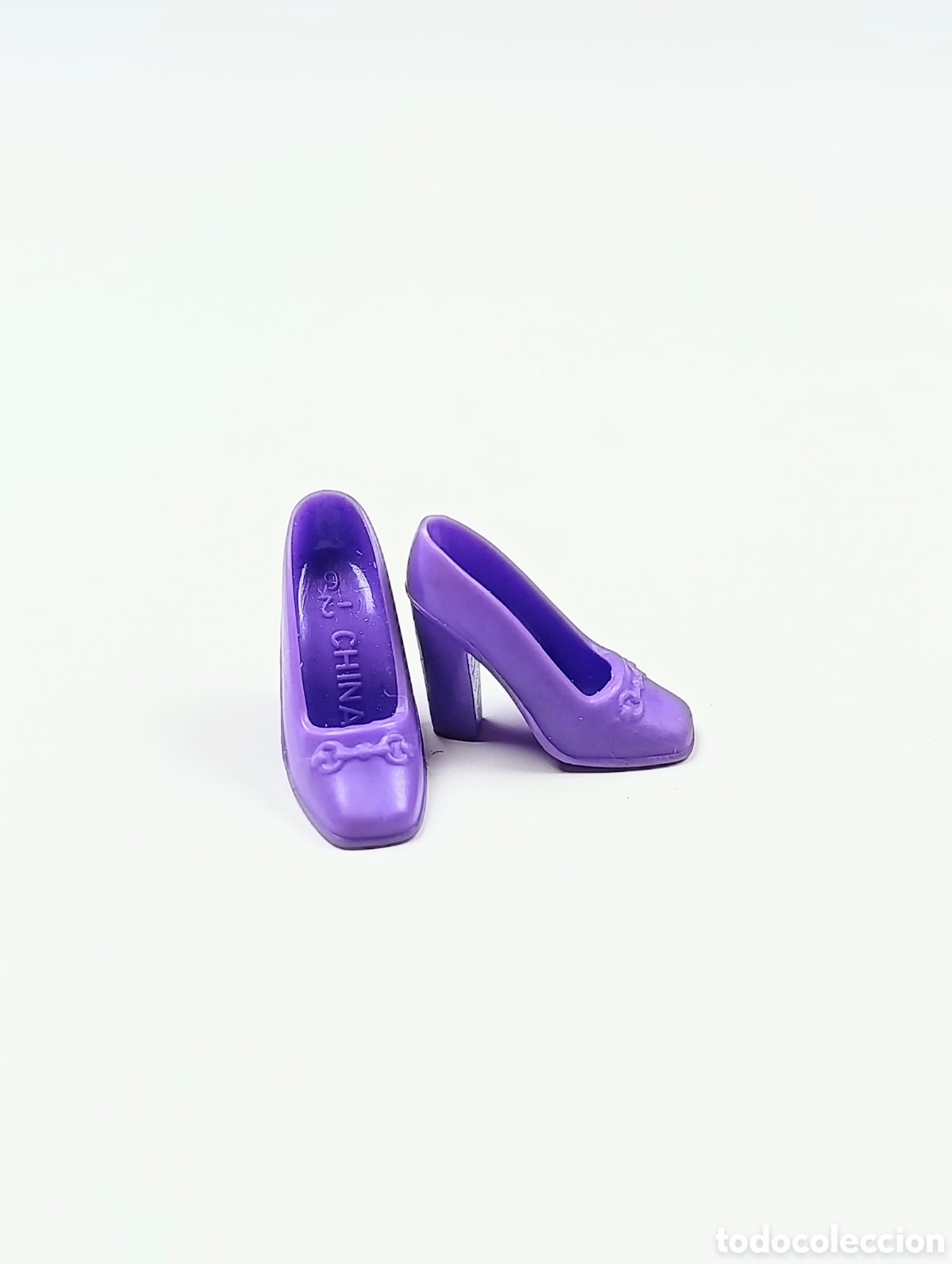 Barbie y Ken: Zapatos tac&oacute;n barbie color violeta