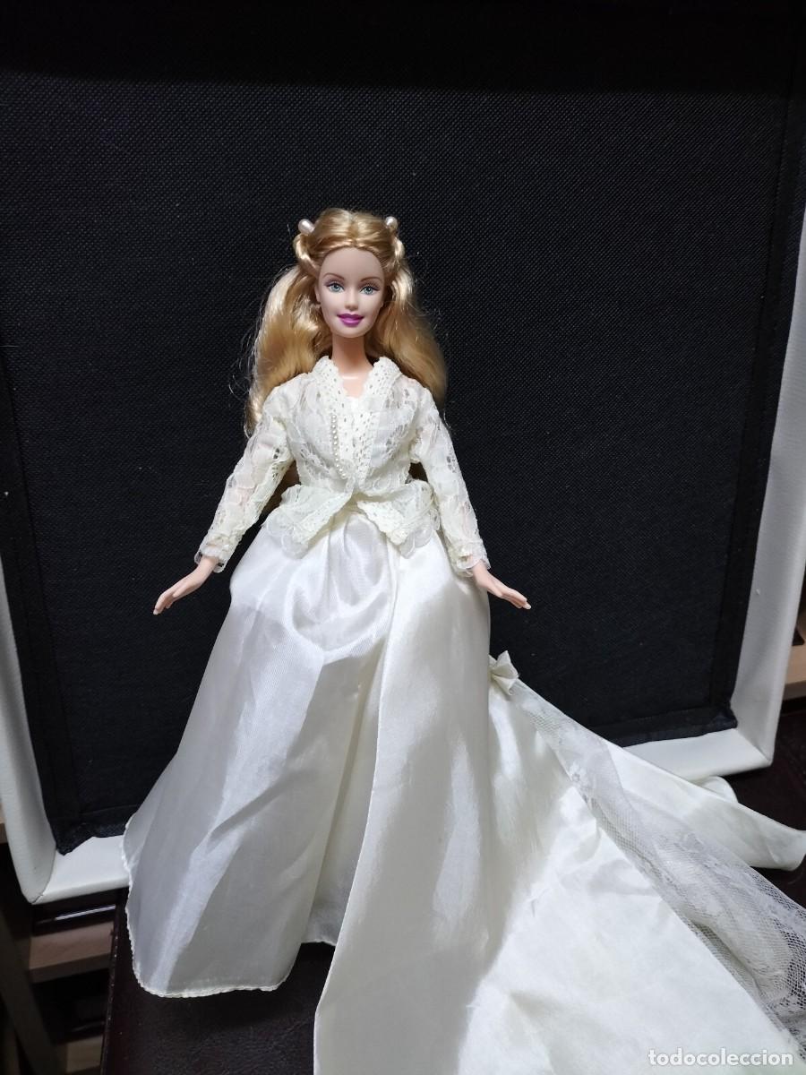 Barbie y Ken: Barbie con traje de boda de Grace Kelly de Salvat