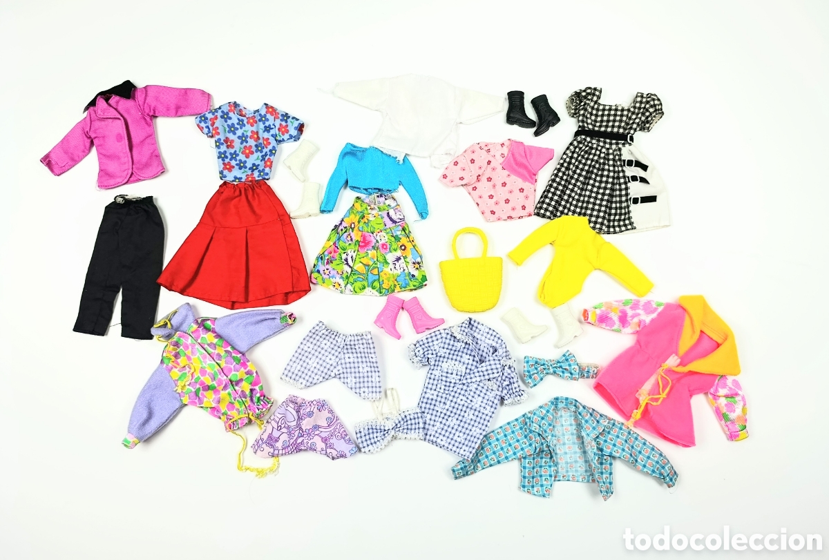 Barbie y Ken: Lote ropa barbie clone vintage