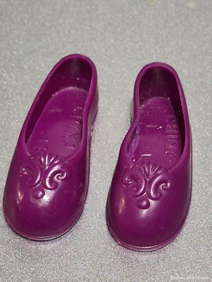 Barbie y Ken: Zapatos vintage barbie Mil&aacute;n, pie plano
