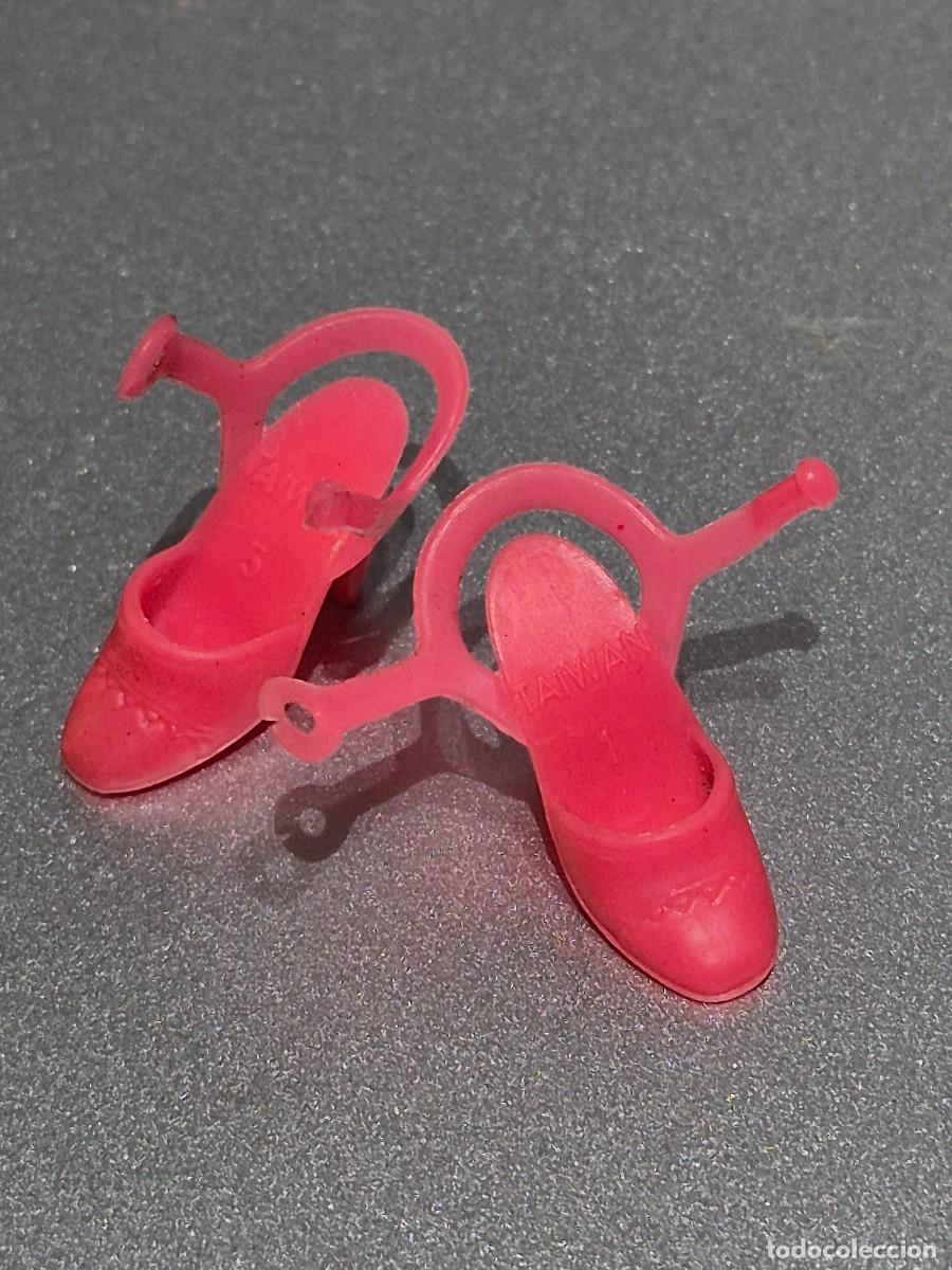 Barbie y Ken: Zapatos barbie vintage era superstar