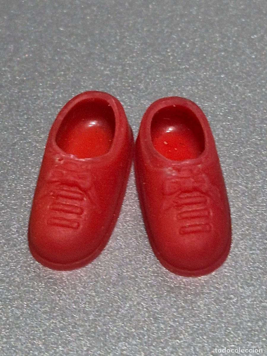 Barbie y Ken: Zapatos vintage tutti matel , Japan 60