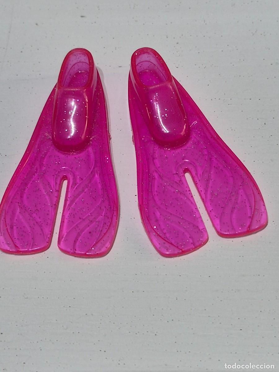 Barbie y Ken: Zapatos aletas barbie
