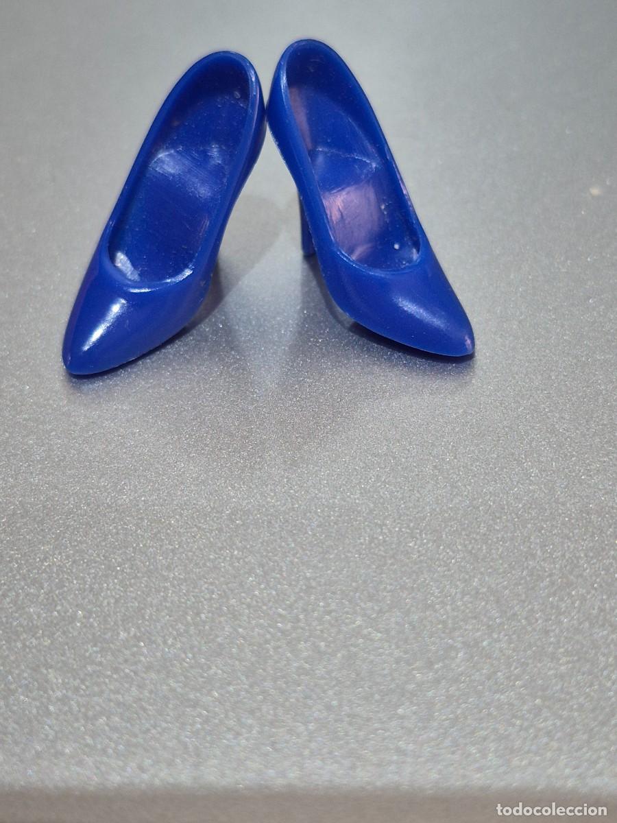 Barbie y Ken: Zapatos vintage barbie era superstar