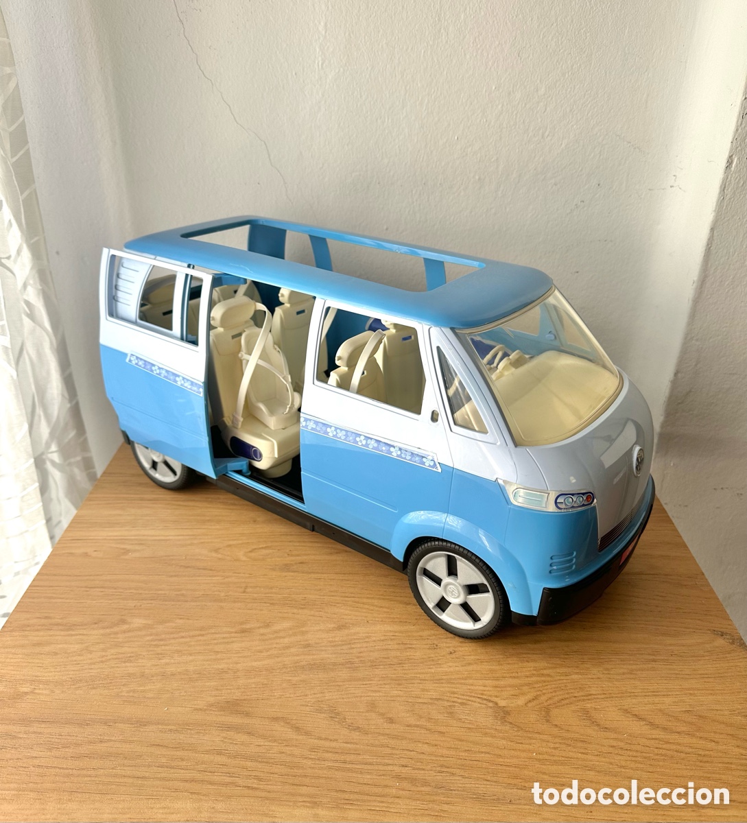 Barbie y Ken: Furgoneta Volkswagen barbie del 2002