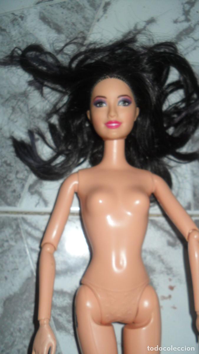 Barbie y Ken: Mu&ntilde;eca Barbie articulada