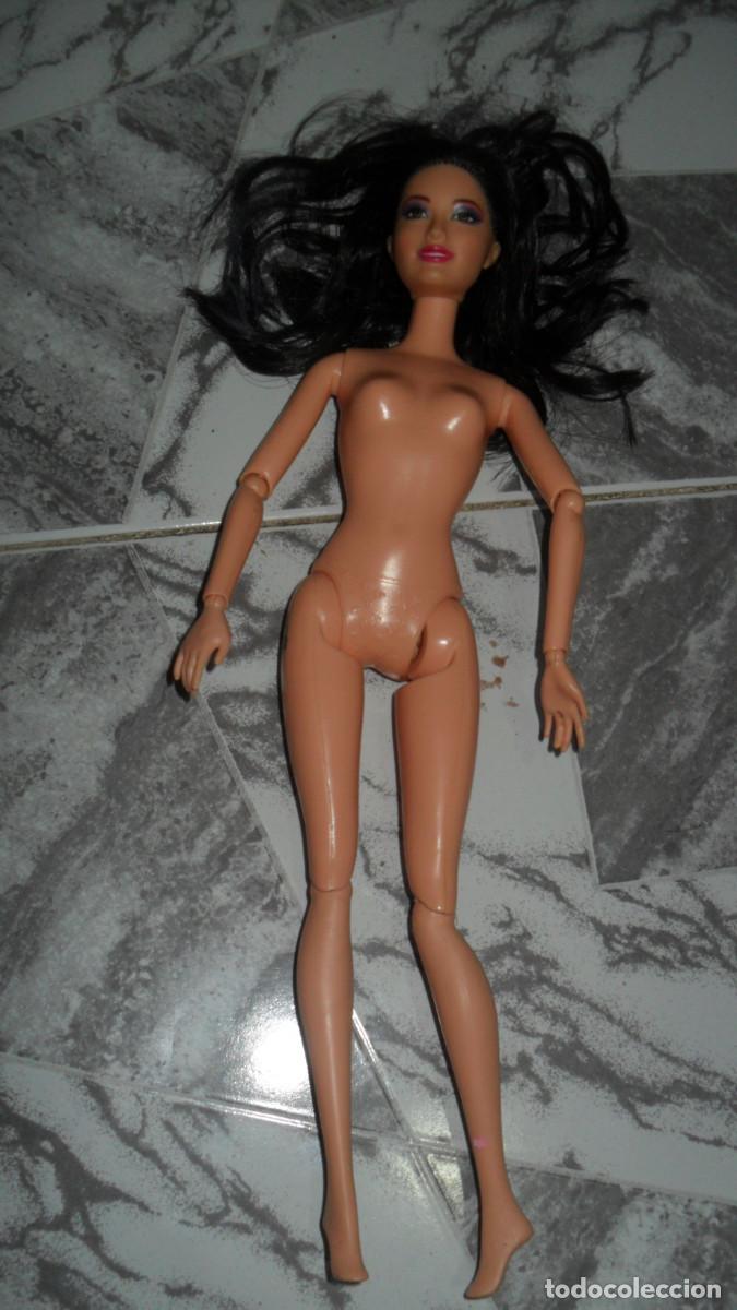 Barbie y Ken: Mu&ntilde;eca Barbie articulada - Foto 2