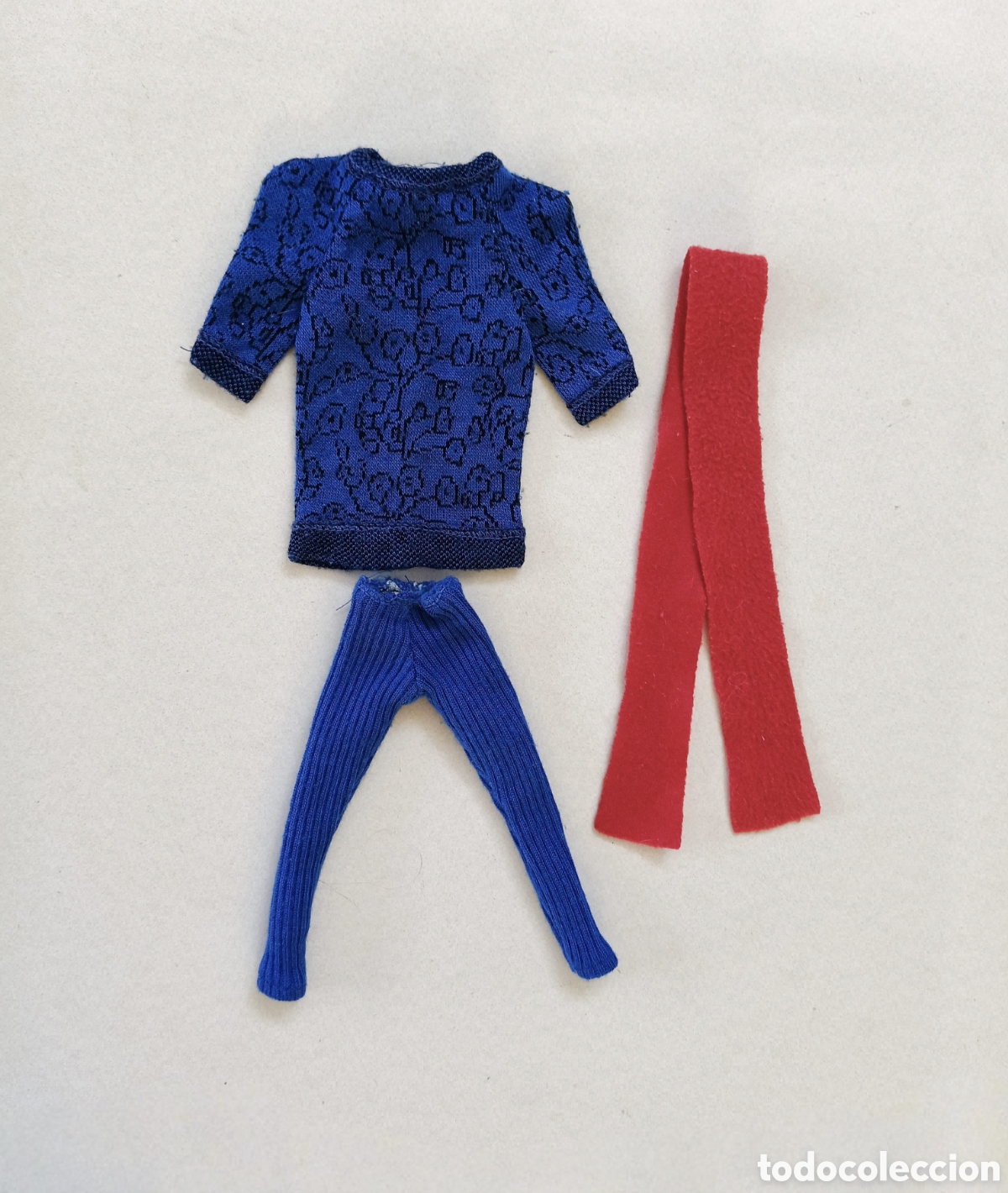 Barbie y Ken: Barbie Pret a Porter conjunto Angora 1988 jersey y pantal&oacute;n azul, bufanda roja a&ntilde;os 80 Spain