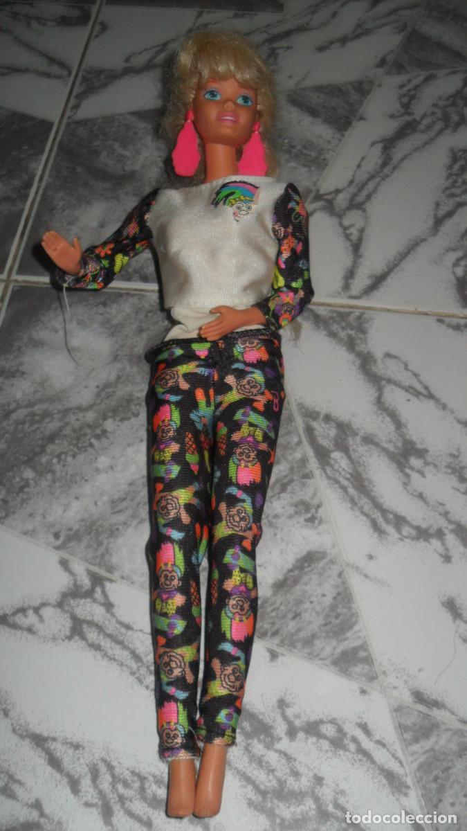 Barbie y Ken: mu&ntilde;eca barbie vitange - Foto 2