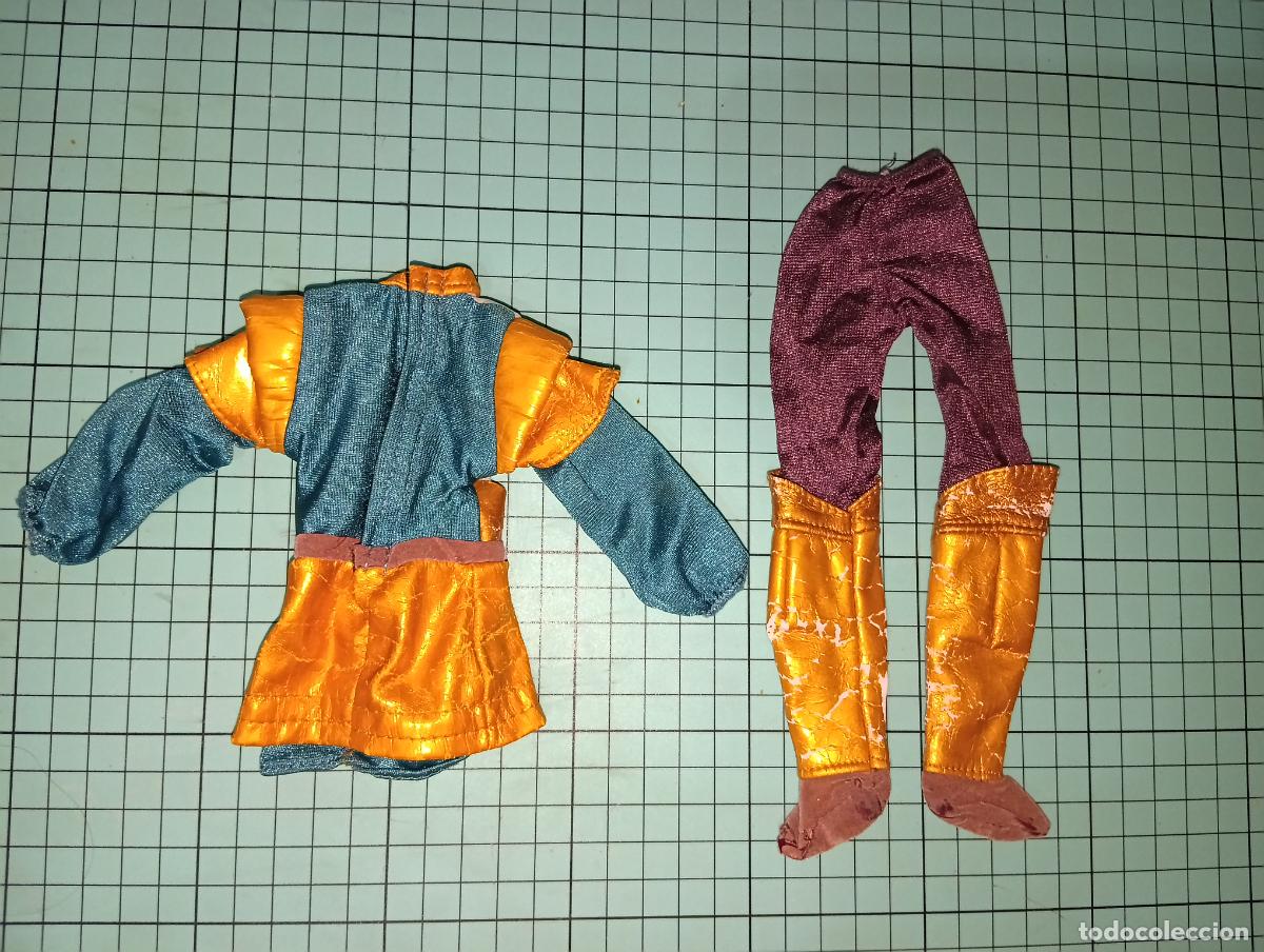 Barbie y Ken: Conjunto de Ken Capitan Febo de Jorobado de Notre Dame Disney