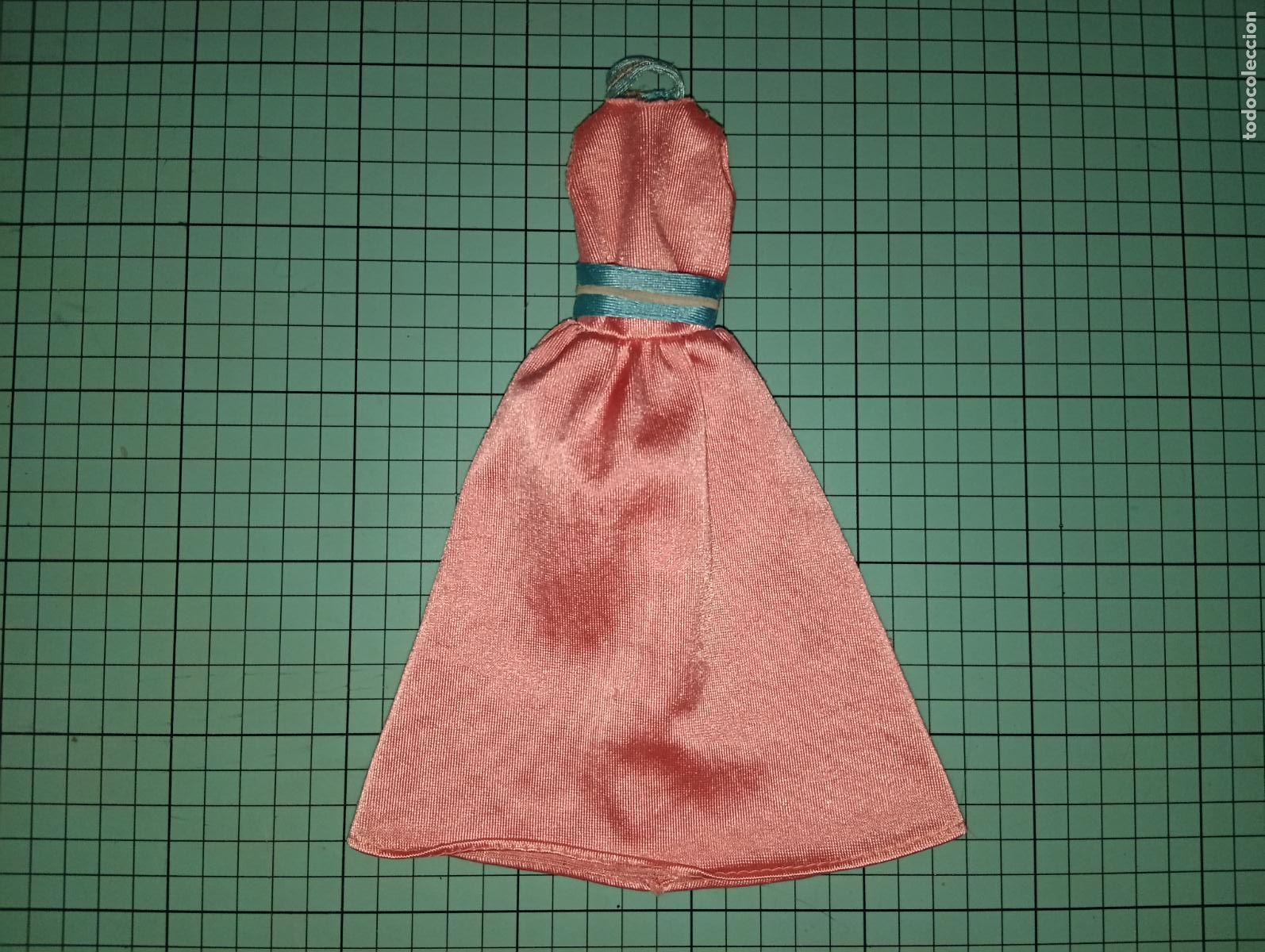 Barbie y Ken: Vestido de mu&ntilde;eca Barbie