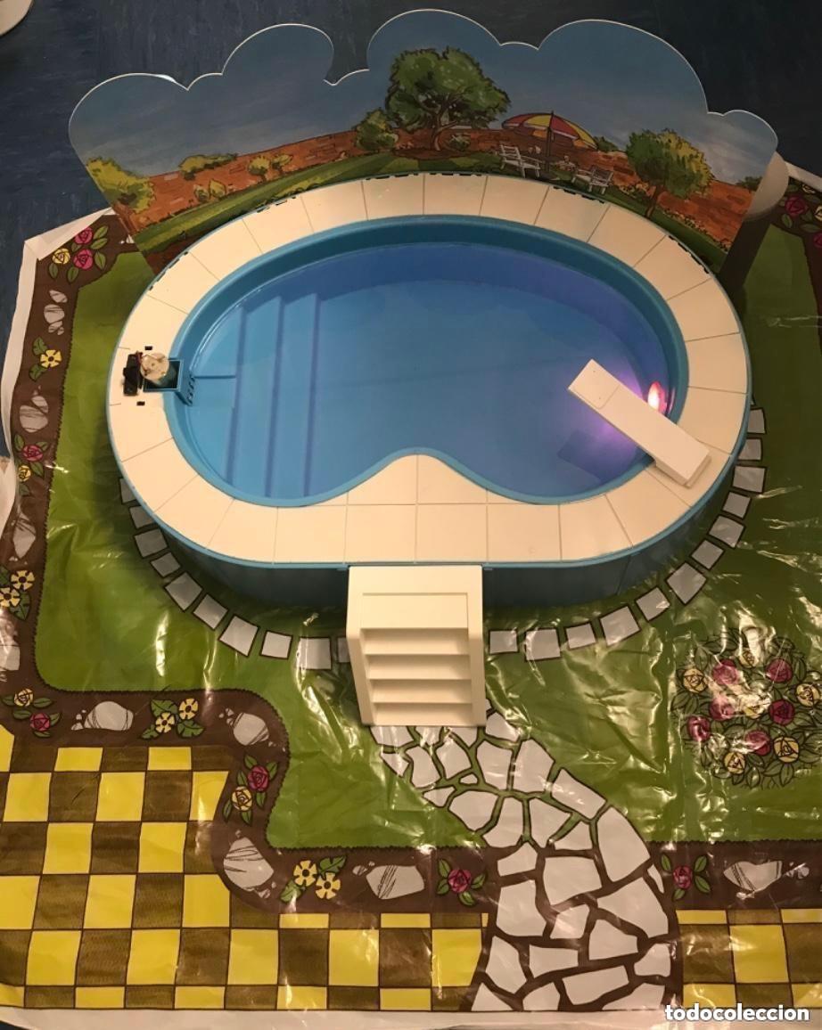 Barbie y Ken: Impresionante Piscina con luz Sindy Vintage muy rara vale para Barbie Core