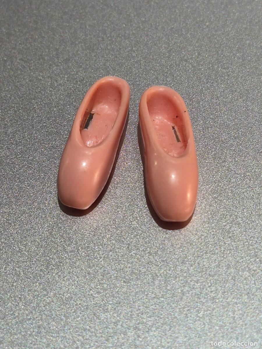Barbie y Ken: Zapatos melocoton barbie bailarina