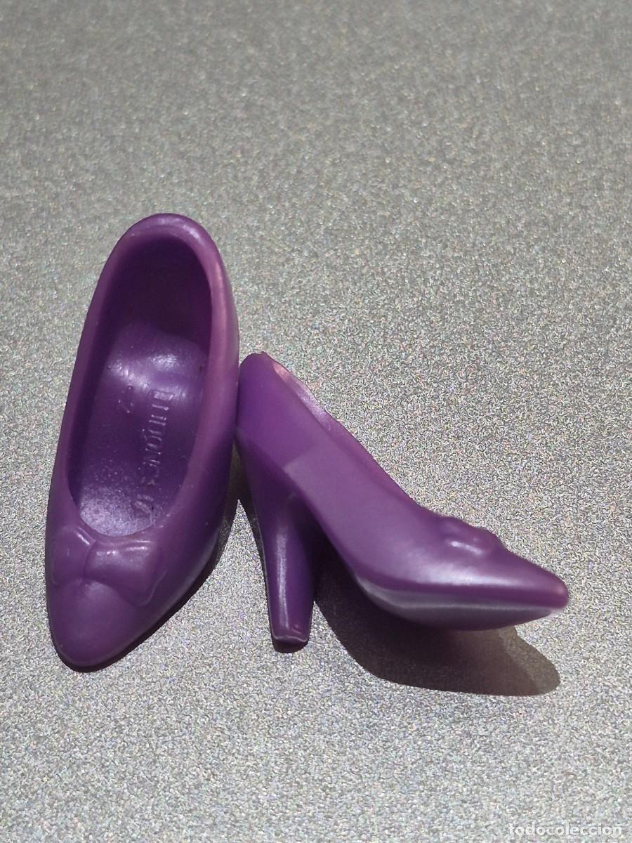 Barbie y Ken: Zapatos, cl&aacute;sicos vintage mo&ntilde;o barbie