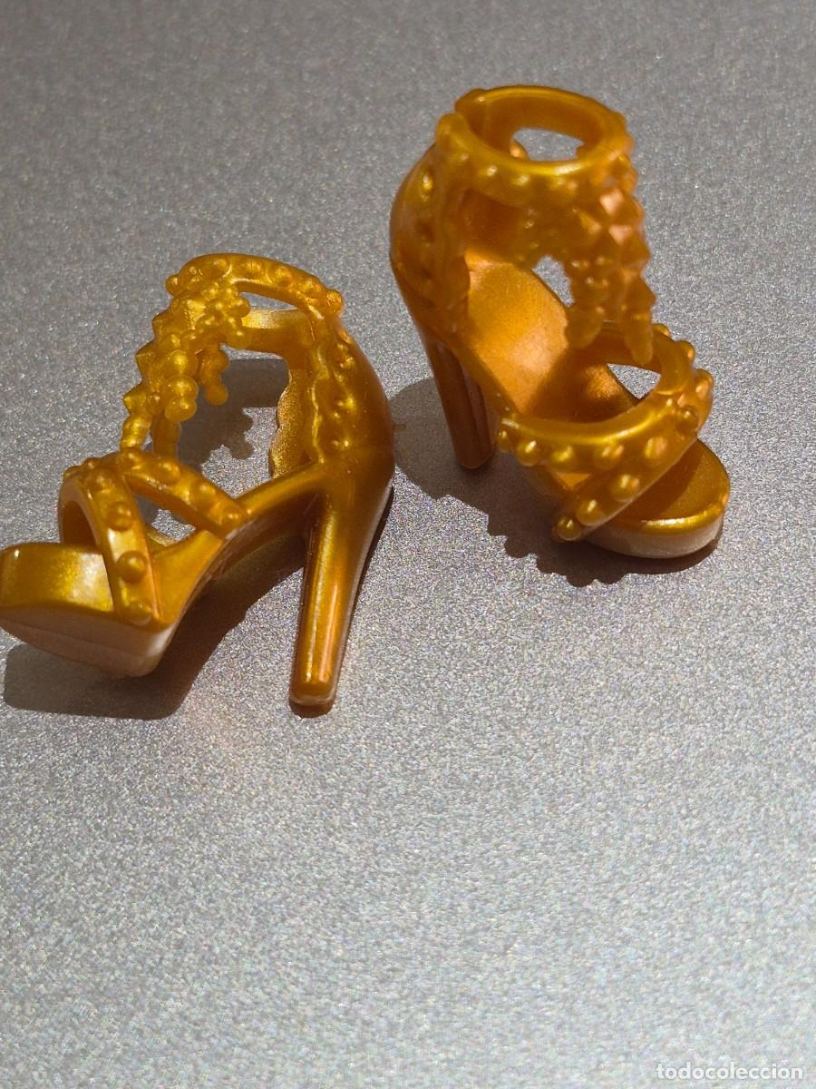 Barbie y Ken: Zapatos, barbie fashionista
