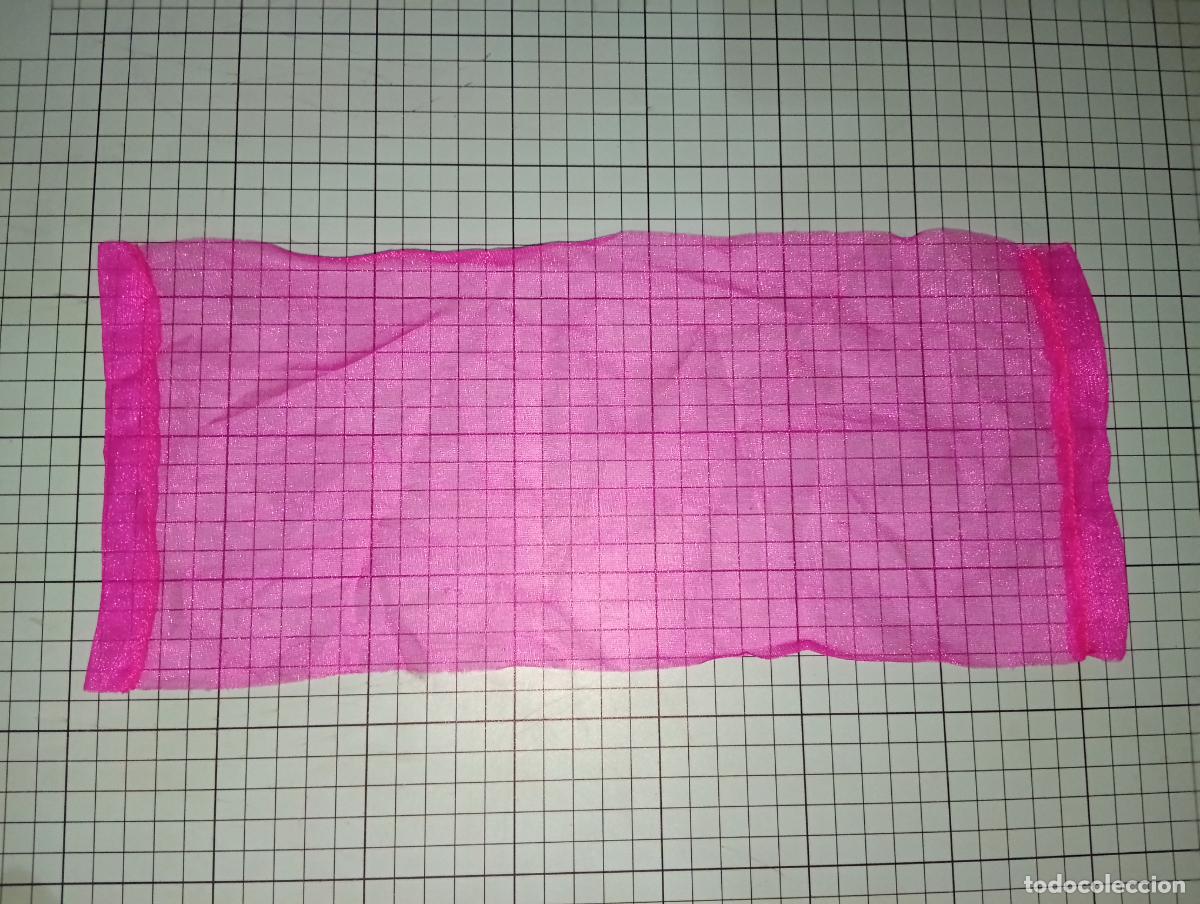 Barbie y Ken: Bufanda accesorio de mu&ntilde;eca Barbie