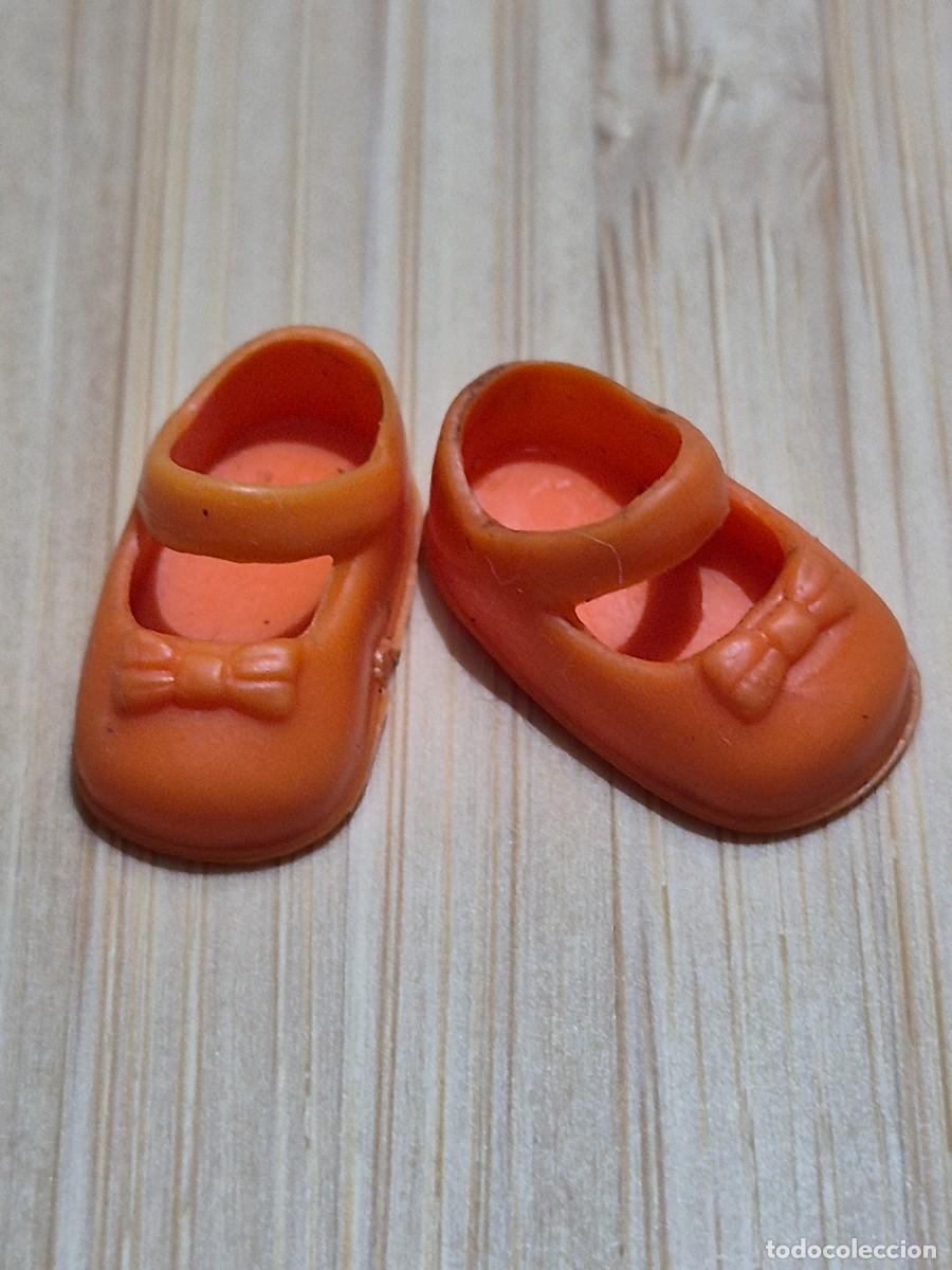 Barbie y Ken: Zapatos shelly kelly hermanita barbie