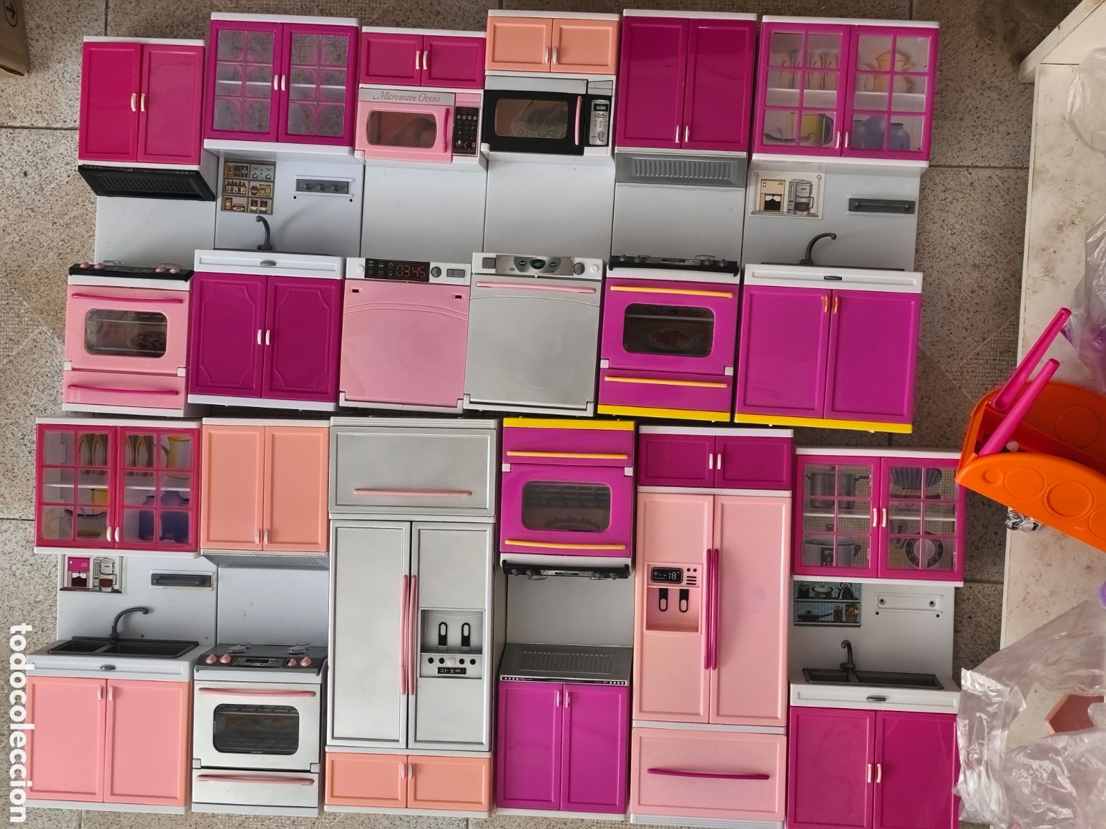 Barbie y Ken: Cocina de Barbie de treinta y dos cent&iacute;metros de alto precio por pieza