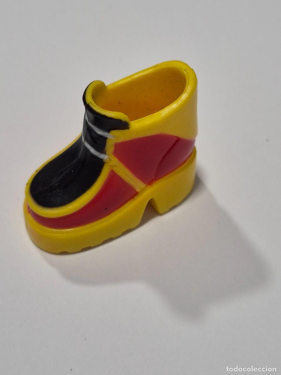 Barbie und Ken: Zapatos, zapatillas barbie, desparejo, sin pareja dolo uno