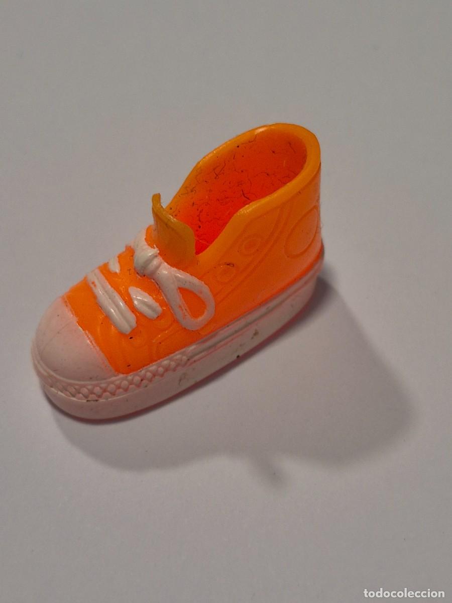 Barbie und Ken: Zapatos, zapatillas barbie, desparejo, sin pareja dolo uno