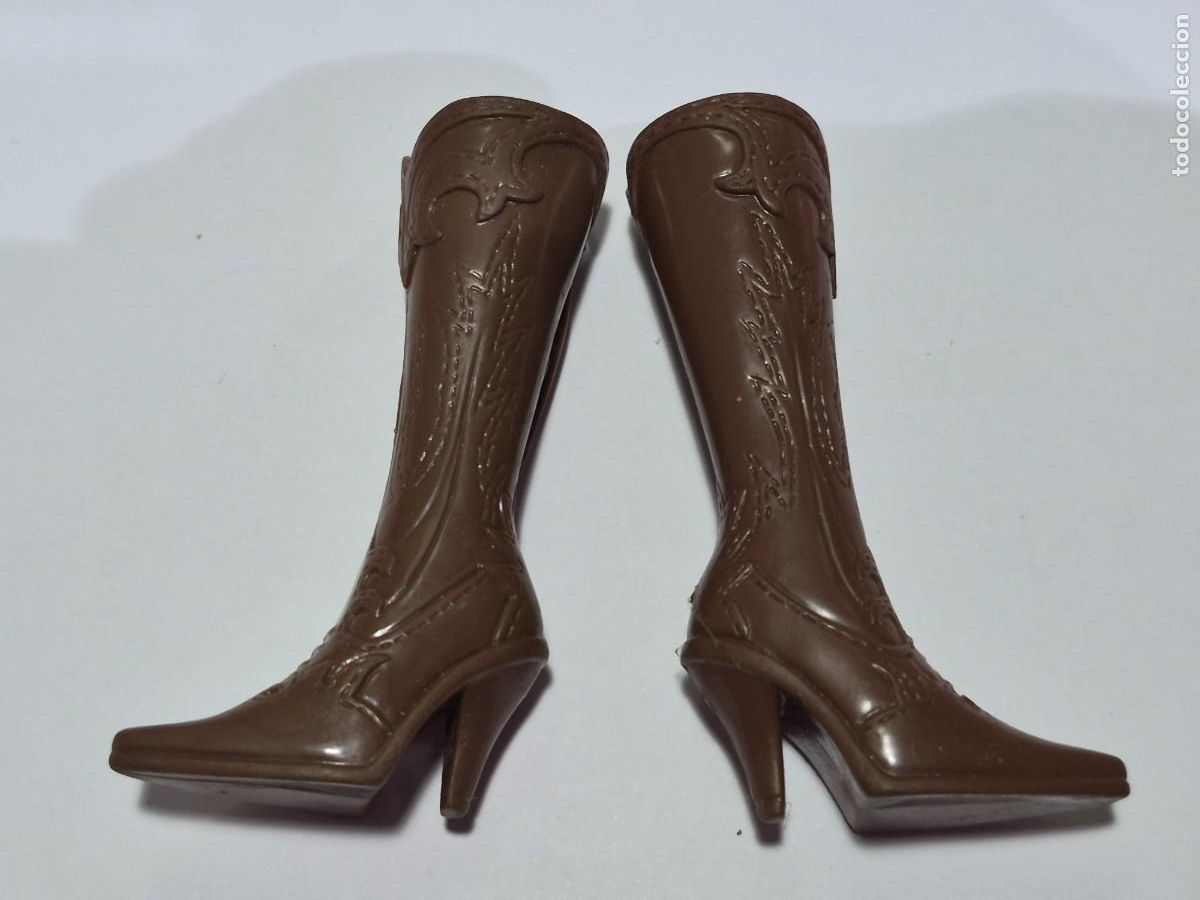 Barbie y Ken: Zapatos botas barbie