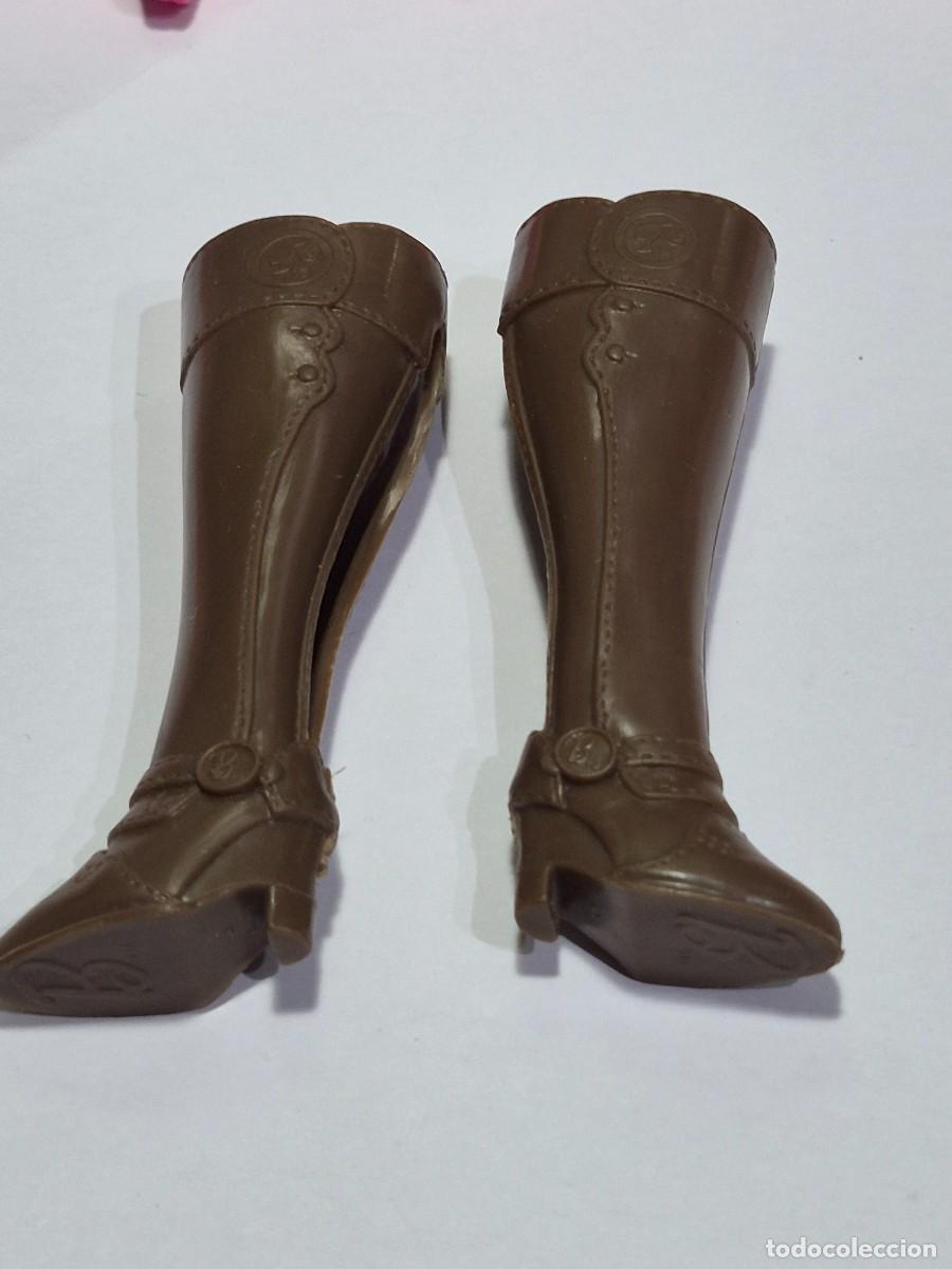 Barbie y Ken: Zapatos botas barbie