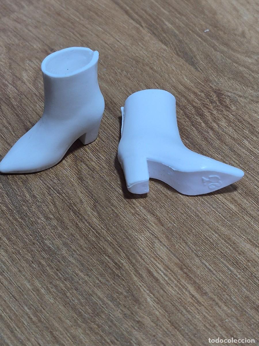 Barbie y Ken: Botas botines barbie mattel blancos