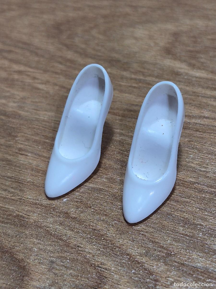 Barbie y Ken: Zapatos barbie vintage era superstar