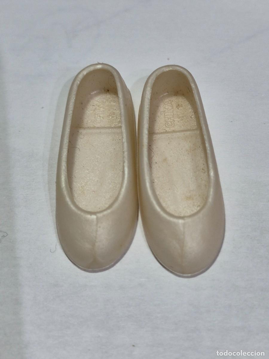 Barbie y Ken: Zapatos skipper vintage barbie