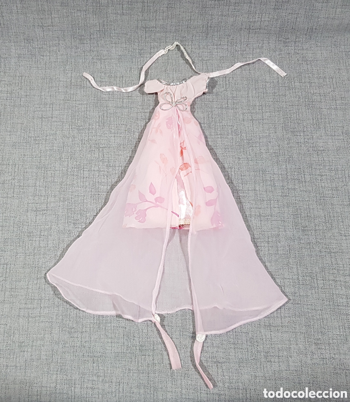 Barbie y Ken: BARBIE DINAMARCA. VESTIDO DEL COLECCIONABLE DE RBA -DESCUBRE EL MUNDO CON BARBIE- A&Ntilde;OS 2000