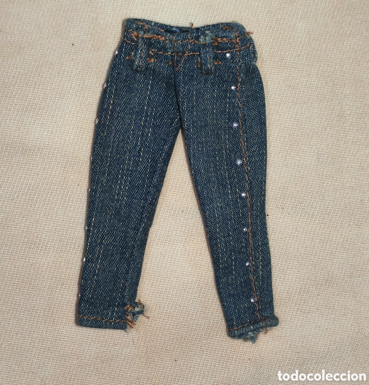 Barbie y Ken: Pantalones Bratz ropa mu&ntilde;eca