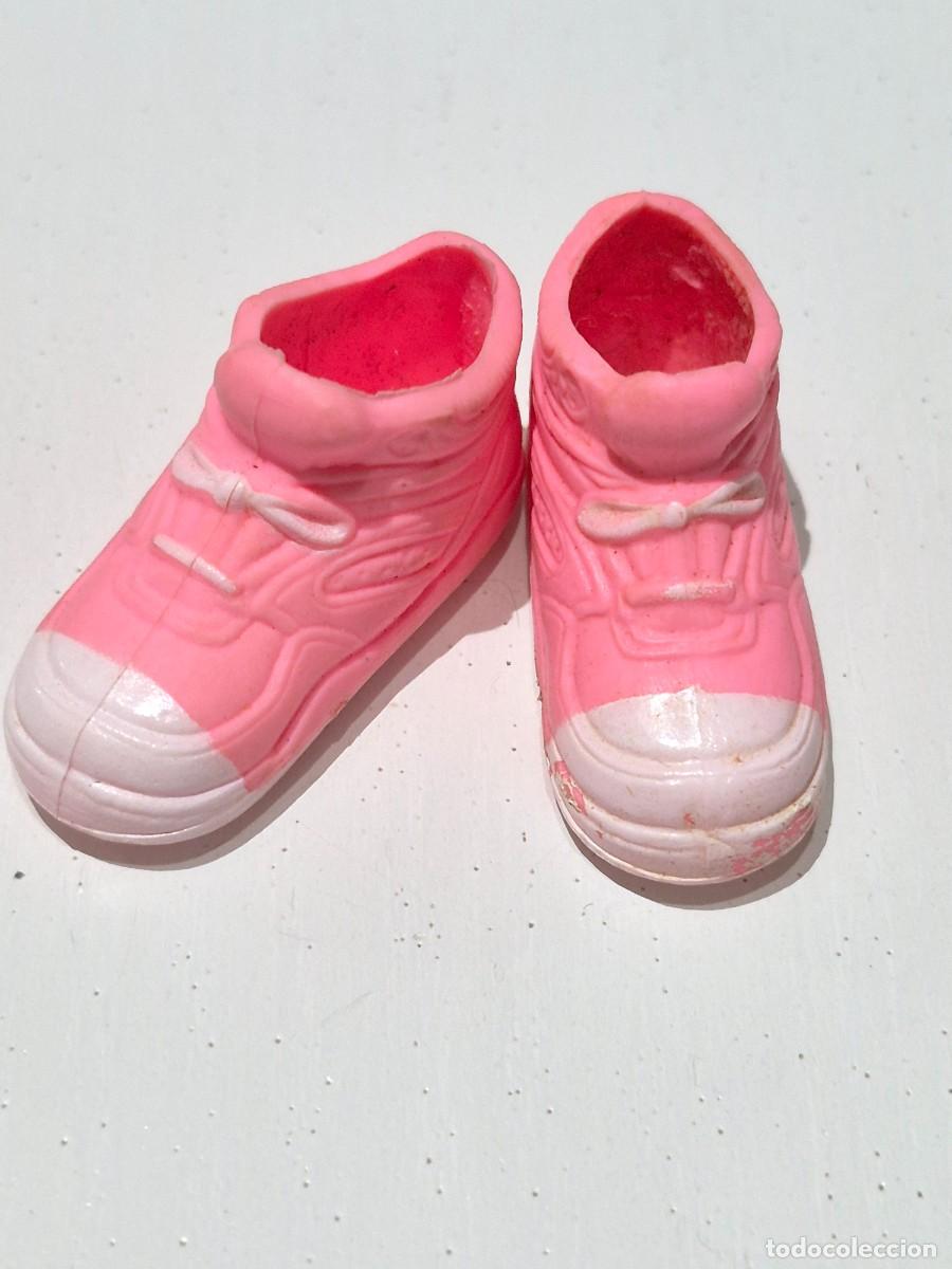 Barbie y Ken: Zapatos zapatillas barbie