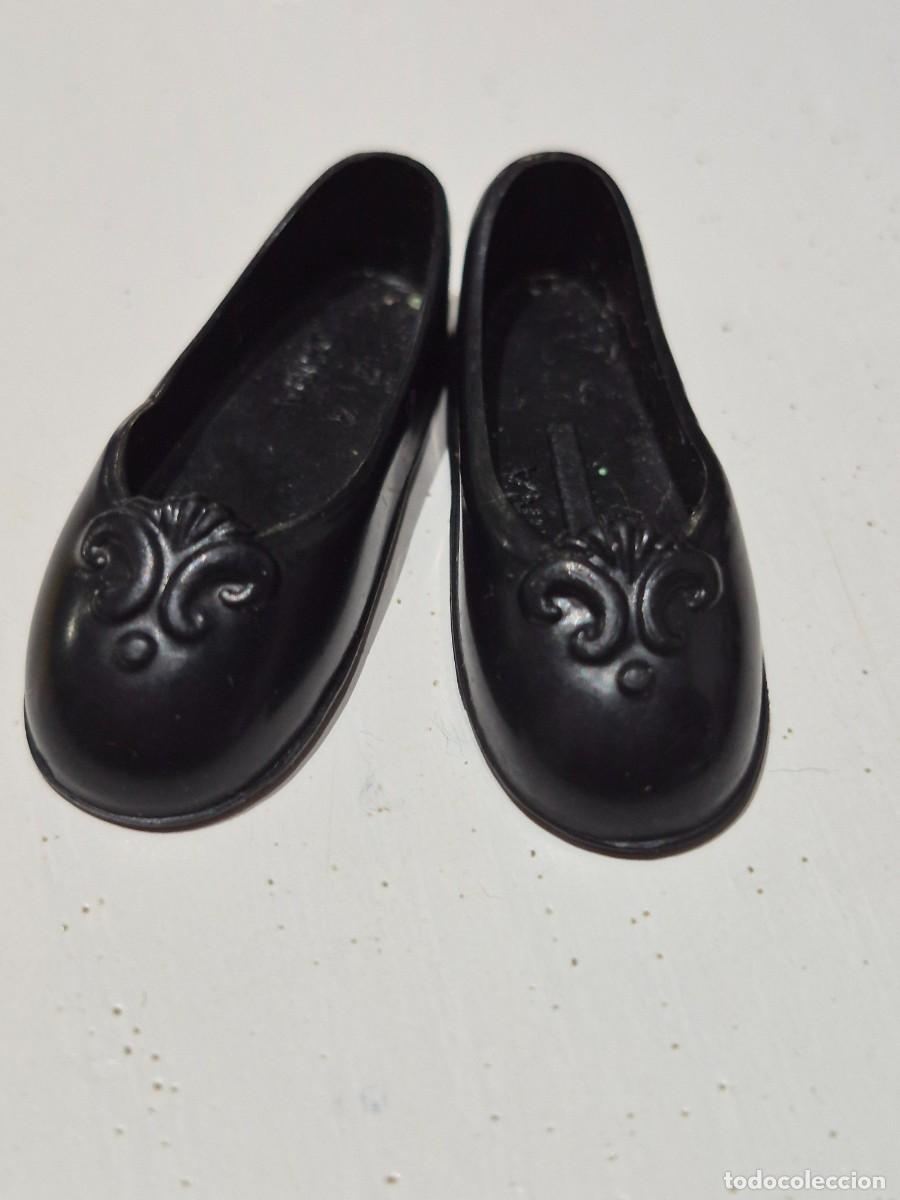 Barbie y Ken: Zapatos vintage barbie Mulan pie plano
