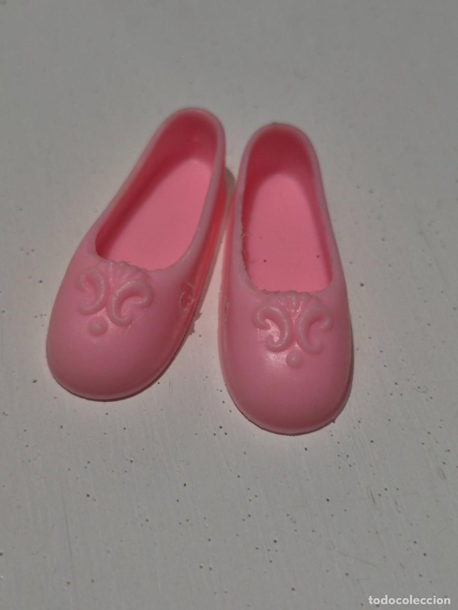 Barbie y Ken: Zapatos vintage barbie Mulan pie plano