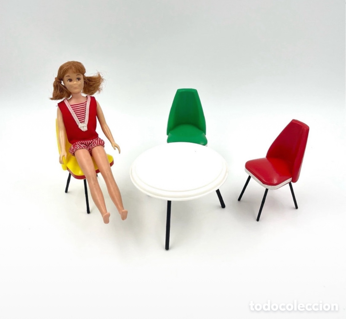 Barbie y Ken: Muebles vintage para mu&ntilde;ecas mesa y sillas a&ntilde;os 50 60