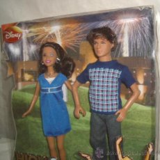 Barbie y Ken: HIGH SCHOOL MUSICAL 2,GABRIELLA & TROY,MATTEL,CAJA ORIGINAL,AÑO 2008,A ESTRENAR. Lote 382006084