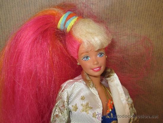 barbie con cabello de colores