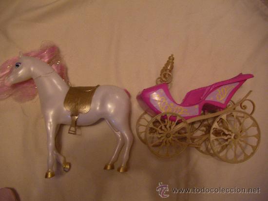 Barbie y Ken: CABALLO Y CARROZA PARA BARBIE - Foto 1