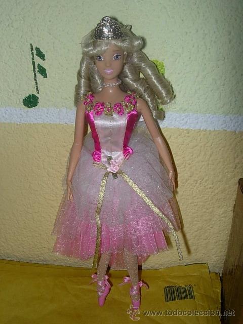 Barbie y Ken: La bella durmiente mu&ntilde;eca barbie disney - Foto 1