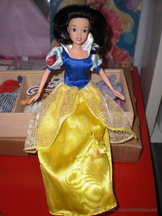 Barbie y Ken: MU&Ntilde;ECA DISNEY BLANCANIEVES BARBIE - Foto 1