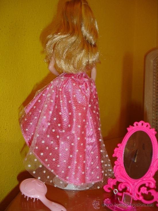 Barbie y Ken: Mu&ntilde;eca Barbie Pink Collection A&ntilde;o 2008 - Foto 4