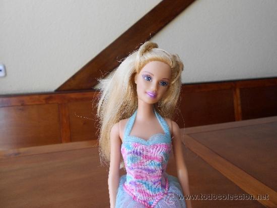 Barbie y Ken: MU&Ntilde;ECA BARBIE MATTEL 1999 - Foto 1