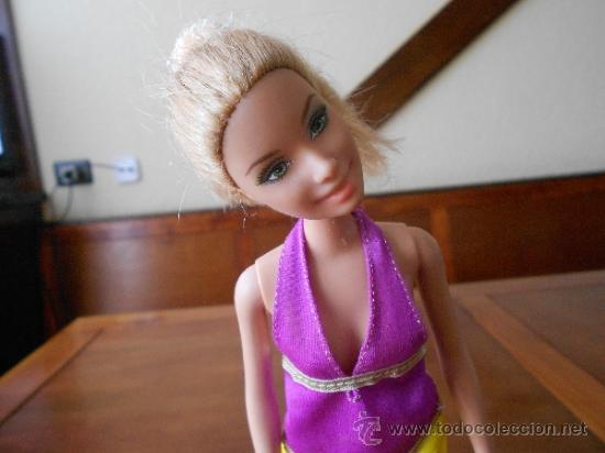 Barbie y Ken: MU&Ntilde;ECA BARBIE MATTEL 2003 - Foto 1