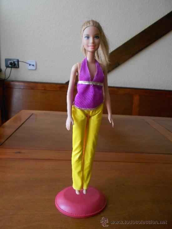 Barbie y Ken: MU&Ntilde;ECA BARBIE MATTEL 2003 - Foto 4