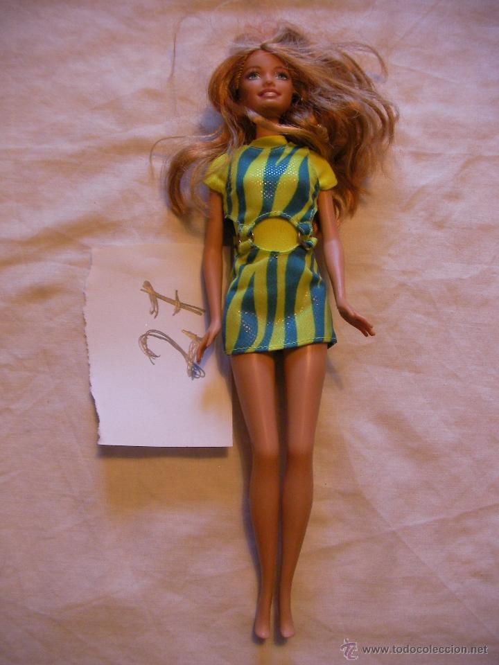 Barbie y Ken: --- BARBIE CON ROPA --- - Foto 1