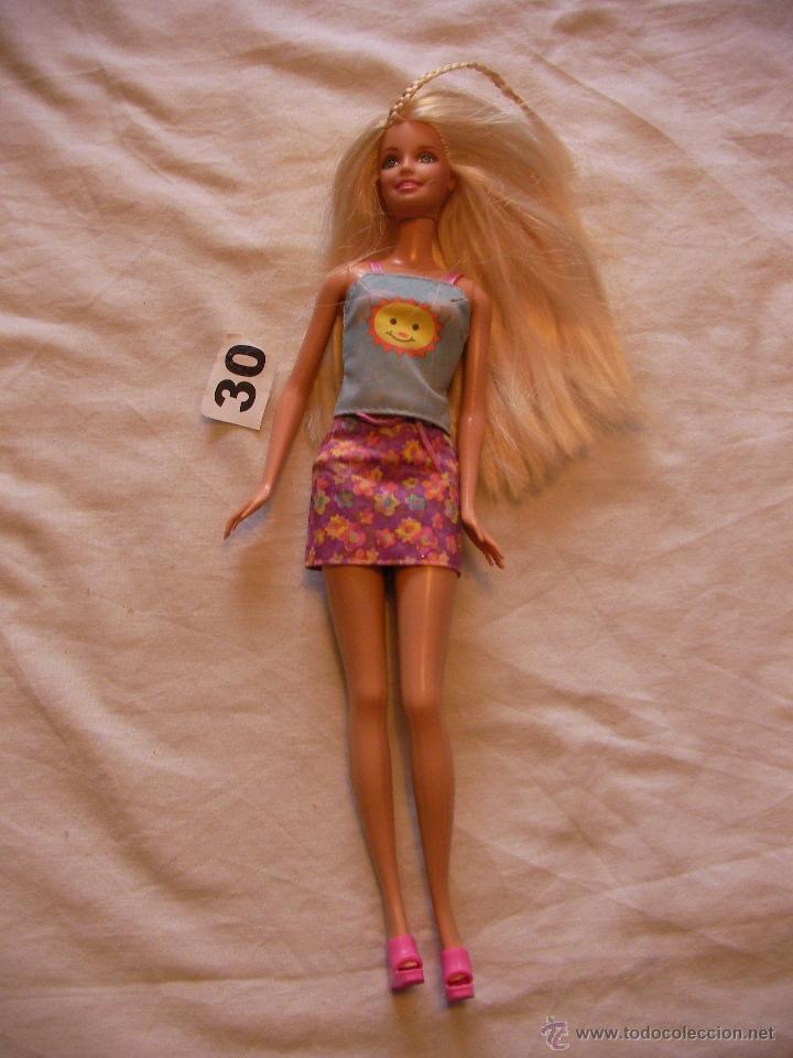 Barbie y Ken: --- BARBIE CON VESTIDO --- - Foto 1